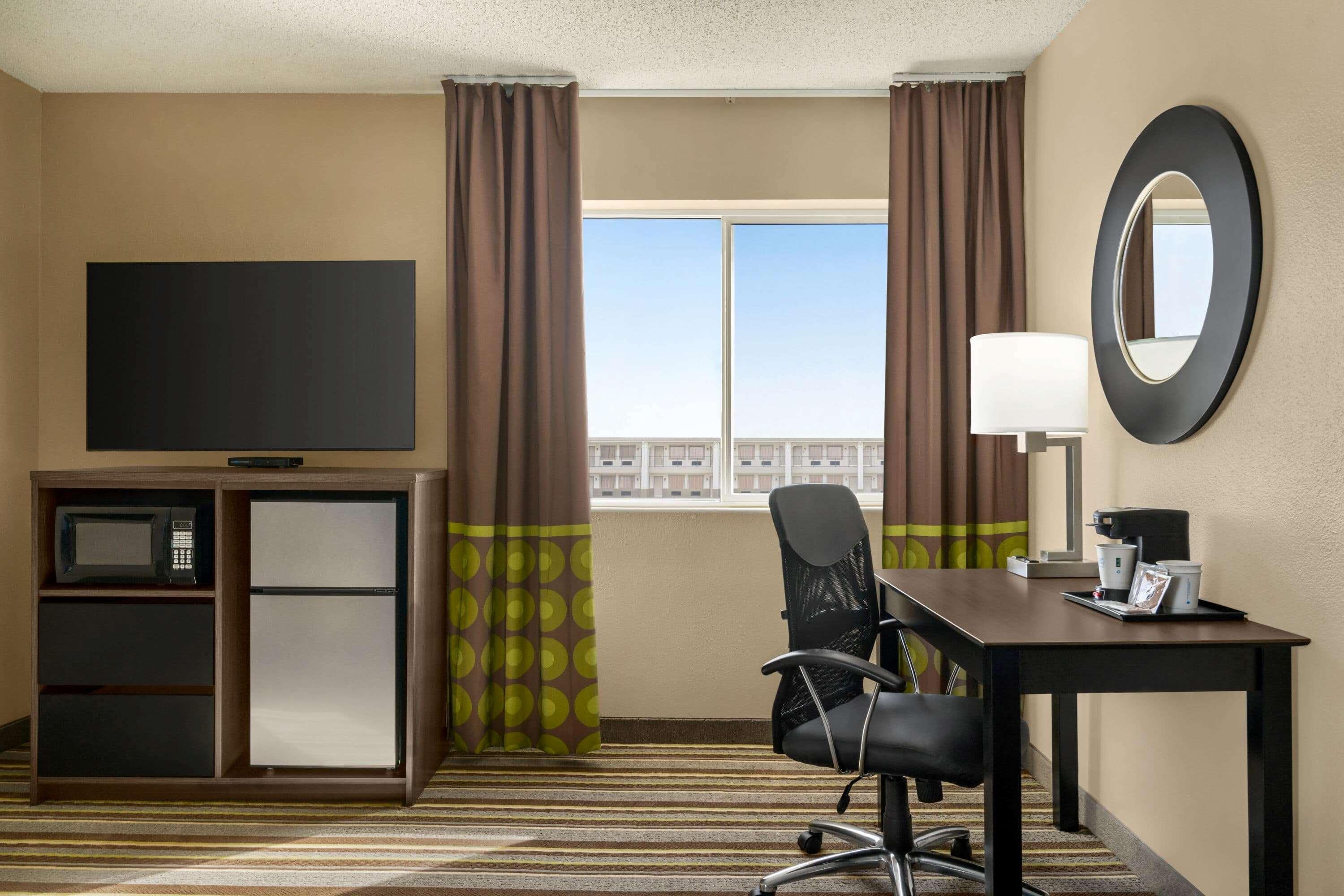 Super 8 by Wyndham Liberal KS Hotel Bagian luar foto